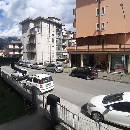 Appartamento Centrale Fino A 8 Posti Letto Pontremoli Luaran gambar