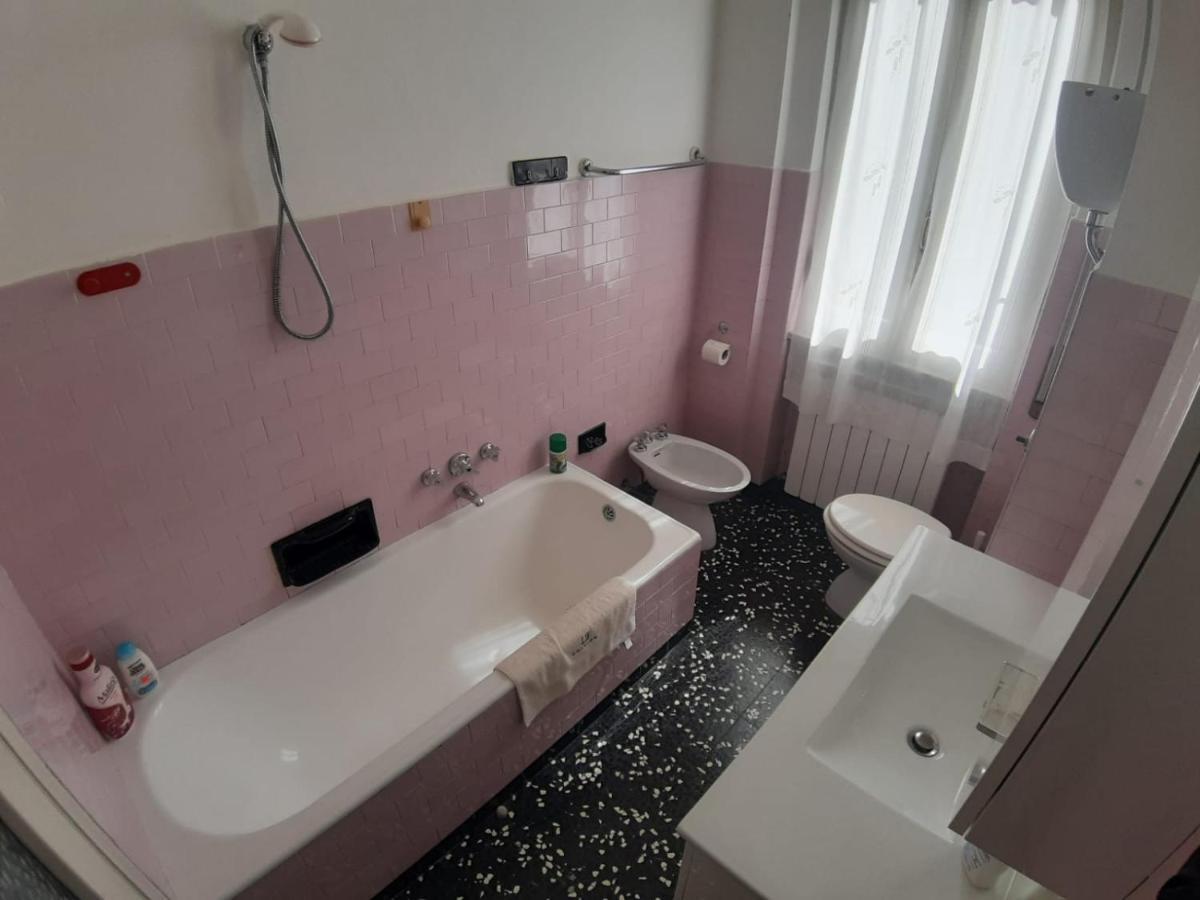 Appartamento Centrale Fino A 8 Posti Letto Pontremoli Luaran gambar