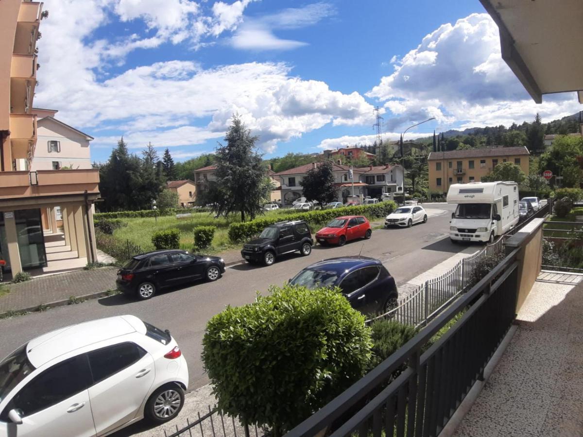 Appartamento Centrale Fino A 8 Posti Letto Pontremoli Luaran gambar